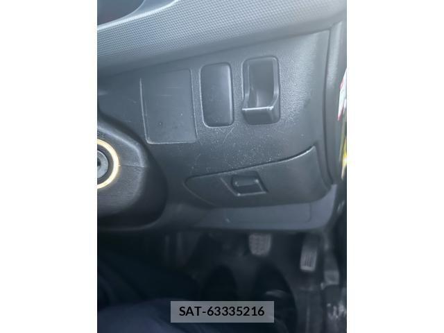 Toyota HIACE VAN 2011-06 7620885-13
