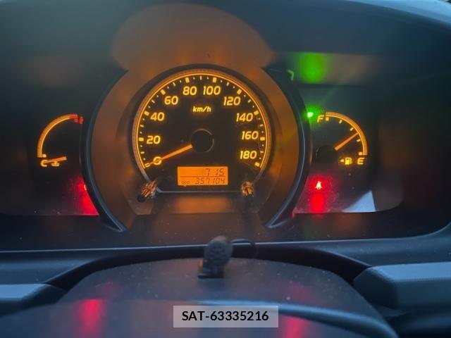 Toyota HIACE VAN 2011-06 7620885-15