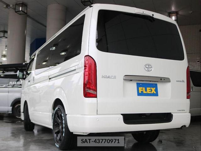 Toyota HIACE VAN 2025-01 7620845-18