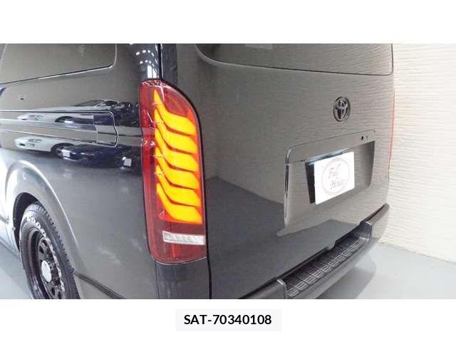 Toyota HIACE VAN 2019-09 7620867-12