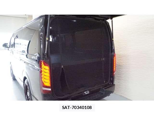 Toyota HIACE VAN 2019-09 7620867-13