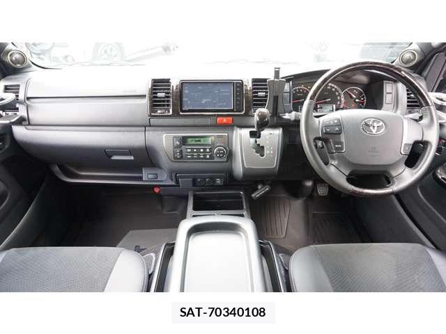 Toyota HIACE VAN 2019-09 7620867-1