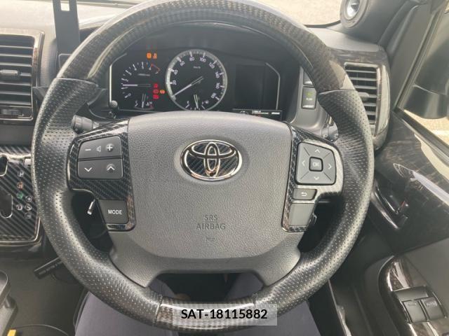 Toyota HIACE VAN 2021-03 7620856-11