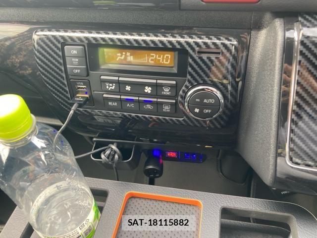 Toyota HIACE VAN 2021-03 7620856-16
