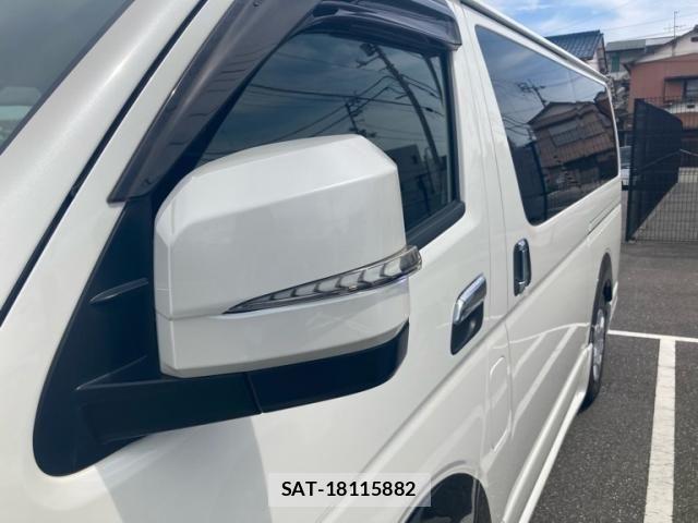 Toyota HIACE VAN 2021-03 7620856-18