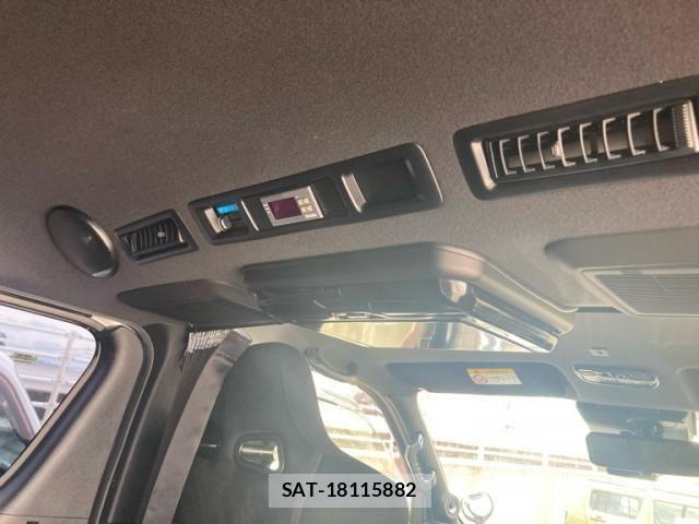 Toyota HIACE VAN 2021-03 7620856-23