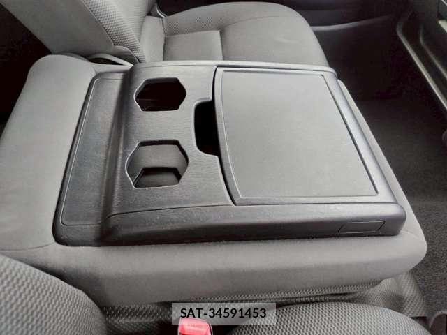 Toyota HIACE VAN 2015-01 7620879-12
