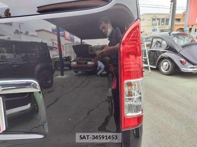 Toyota HIACE VAN 2015-01 7620879-22