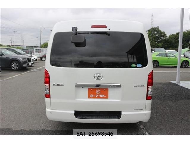Toyota HIACE VAN 2020-06 7620857-10