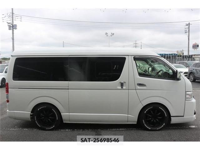 Toyota HIACE VAN 2020-06 7620857-12