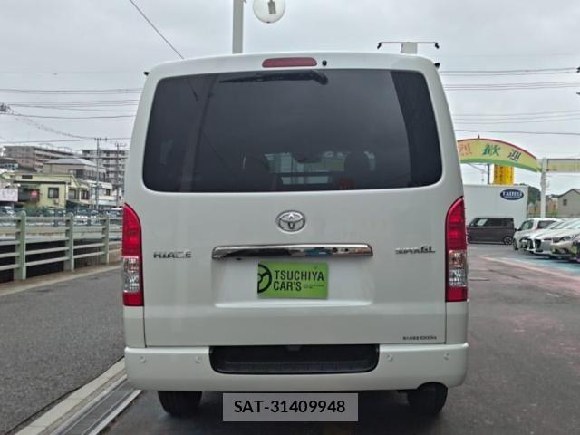 Toyota HIACE VAN 2025-03 7620852-9