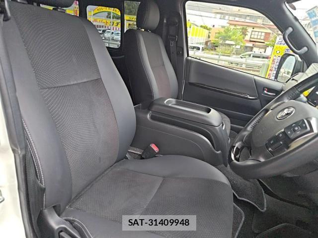 Toyota HIACE VAN 2025-03 7620852-12