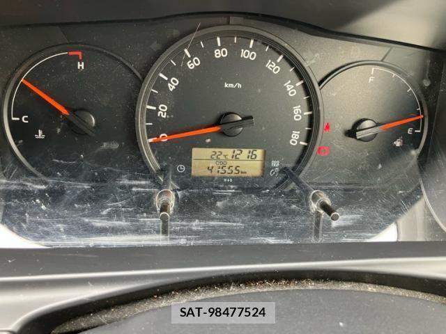 Toyota HIACE VAN 2019-08 7620877-22