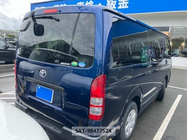 Toyota HIACE VAN 2019-08 7620877-6