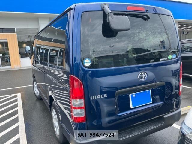 Toyota HIACE VAN 2019-08 7620877-8