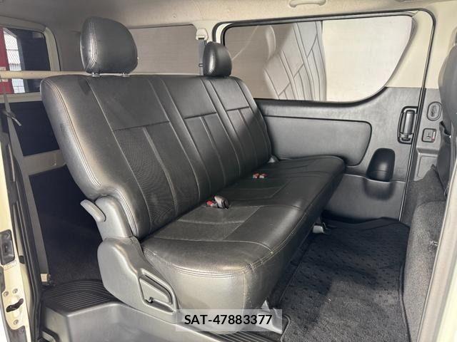 Toyota HIACE VAN 2017-06 7620872-9