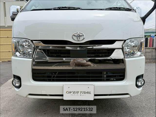 Toyota HIACE VAN 2022-03 7620871-15