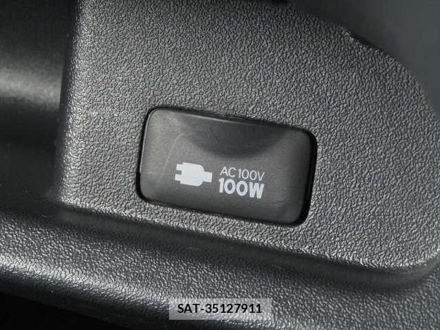 Toyota HIACE VAN 2023-05 7620858-6