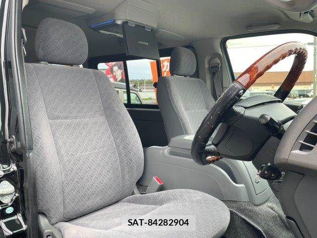 Toyota HIACE VAN 2010-06 7620878-9