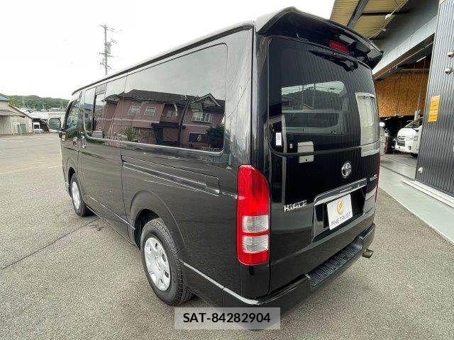 Toyota HIACE VAN 2010-06 7620878-21