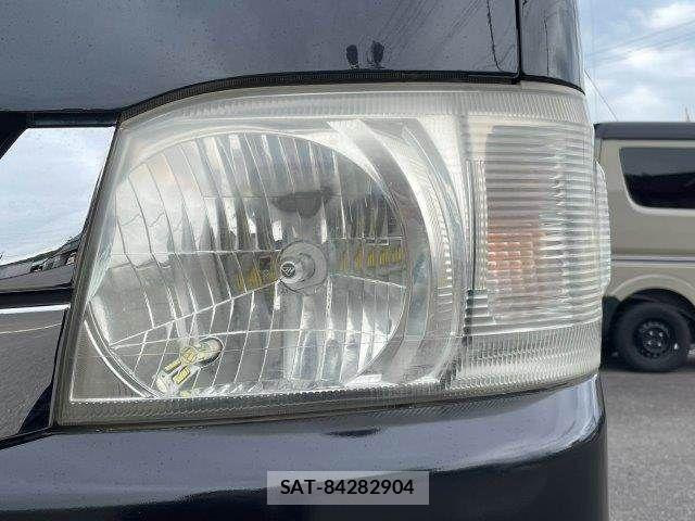 Toyota HIACE VAN 2010-06 7620878-23