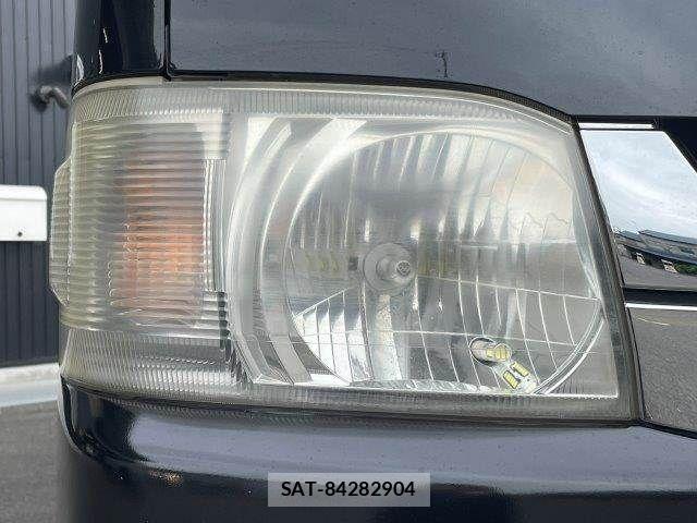 Toyota HIACE VAN 2010-06 7620878-24