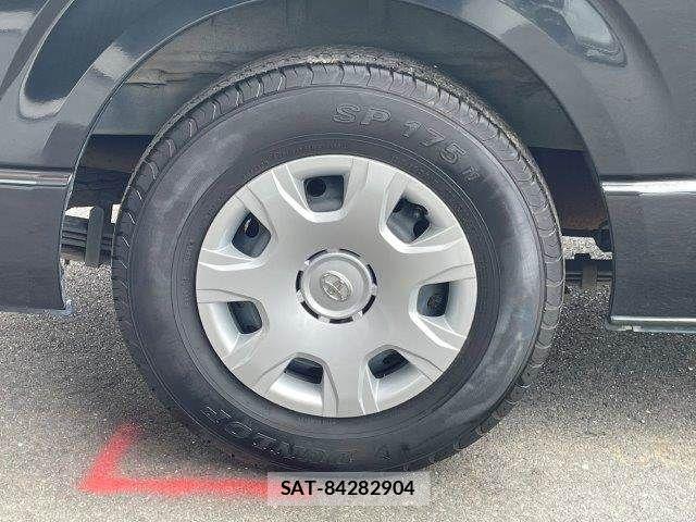 Toyota HIACE VAN 2010-06 7620878-29
