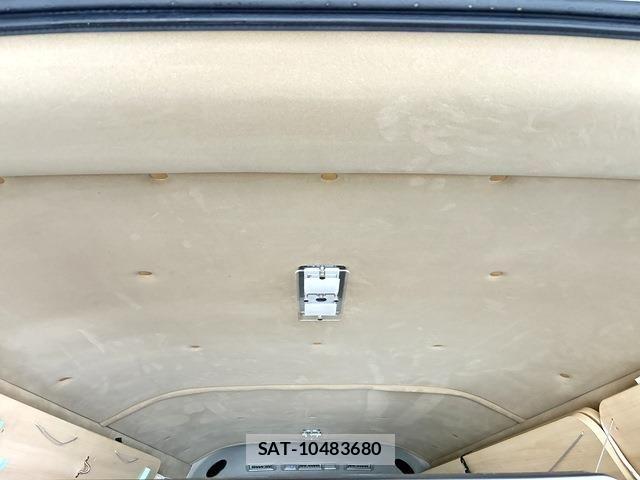 Toyota HIACE VAN 2021-05 7620846-12