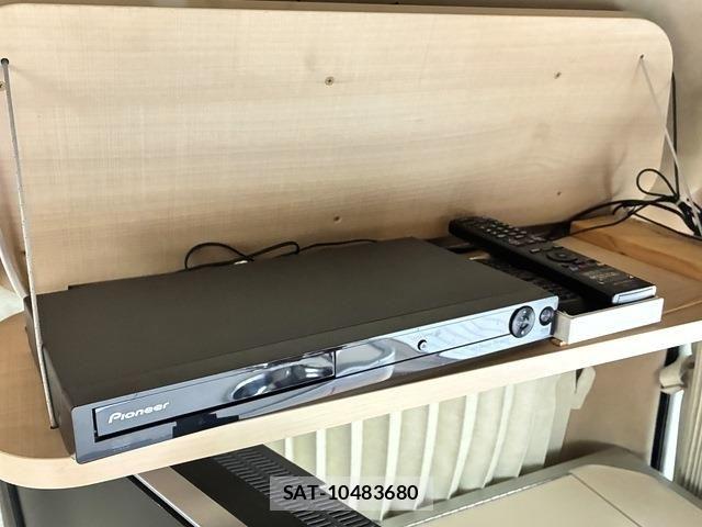 Toyota HIACE VAN 2021-05 7620846-19
