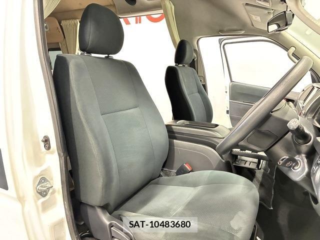 Toyota HIACE VAN 2021-05 7620846-8