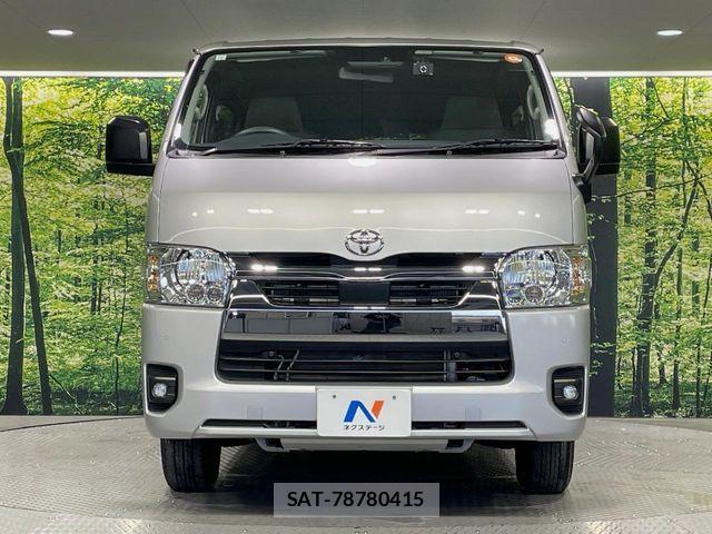 Toyota HIACE VAN 2022-10 7620869-13