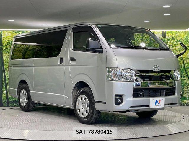 Toyota HIACE VAN 2022-10 7620869-15
