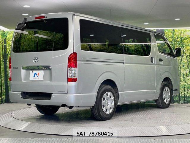 Toyota HIACE VAN 2022-10 7620869-16