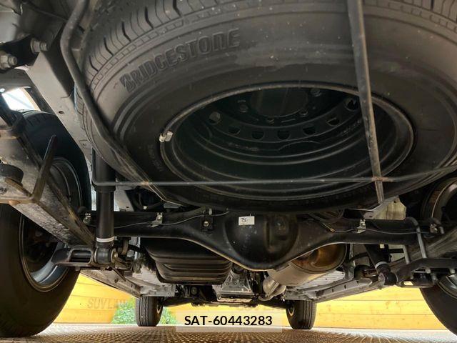 Toyota HIACE VAN 2023-10 7620855-18