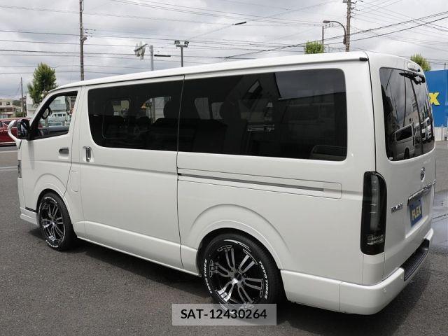 Toyota HIACE VAN 2023-01 7620849-7