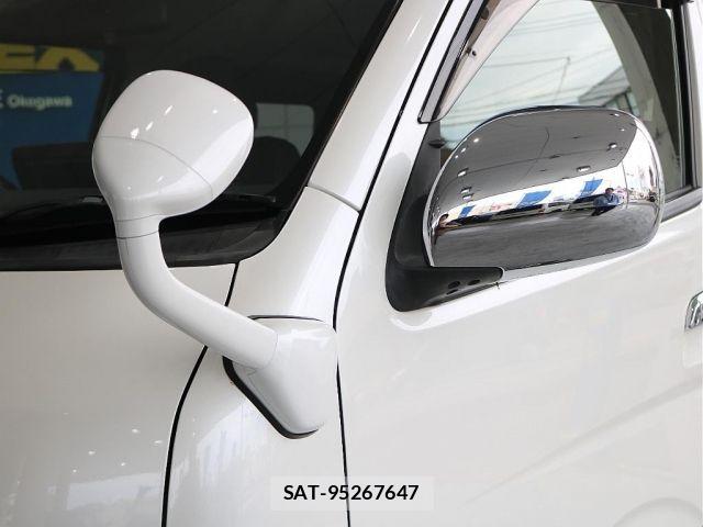 Toyota HIACE VAN 2015-01 7620865-13