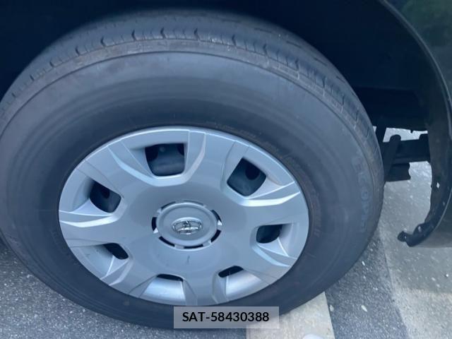 Toyota HIACE VAN 2021-08 7620875-9