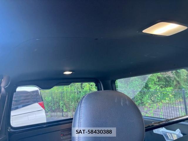 Toyota HIACE VAN 2021-08 7620875-13