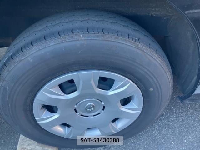 Toyota HIACE VAN 2021-08 7620875-8