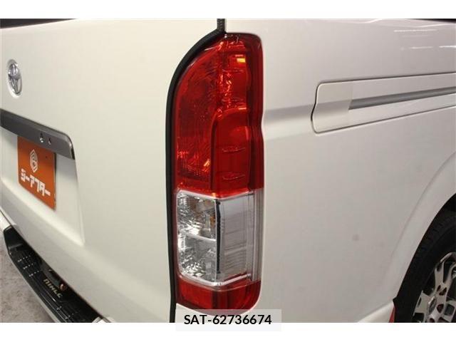 Toyota HIACE VAN 2024-05 7620854-18
