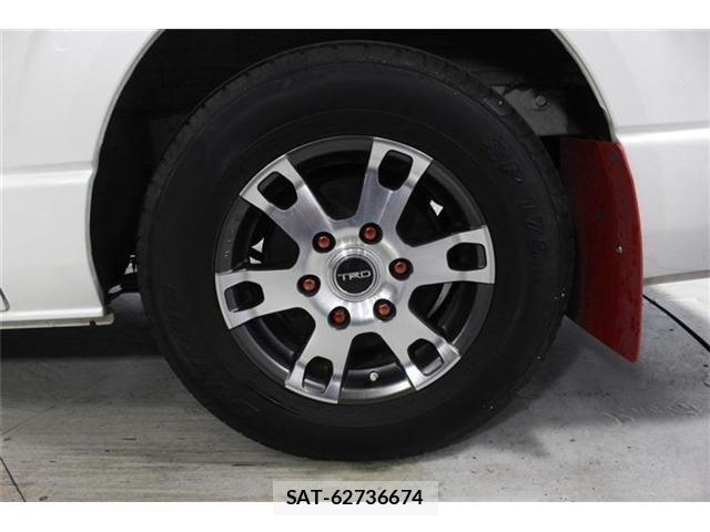 Toyota HIACE VAN 2024-05 7620854-24