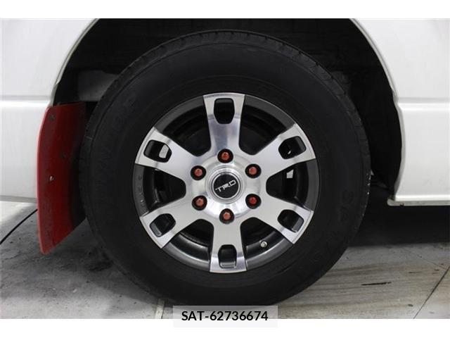 Toyota HIACE VAN 2024-05 7620854-25