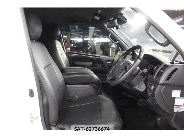 Toyota HIACE VAN 2024-05 7620854-28