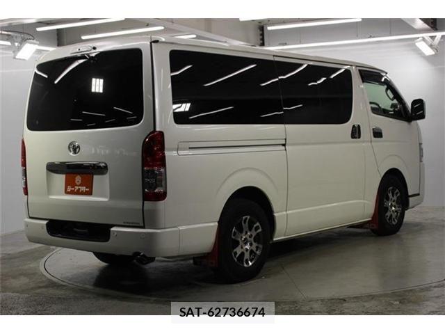 Toyota HIACE VAN 2024-05 7620854-4