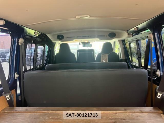 Toyota HIACE VAN 2019-08 7620876-14