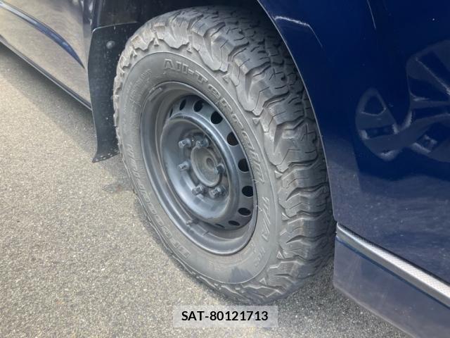 Toyota HIACE VAN 2019-08 7620876-21