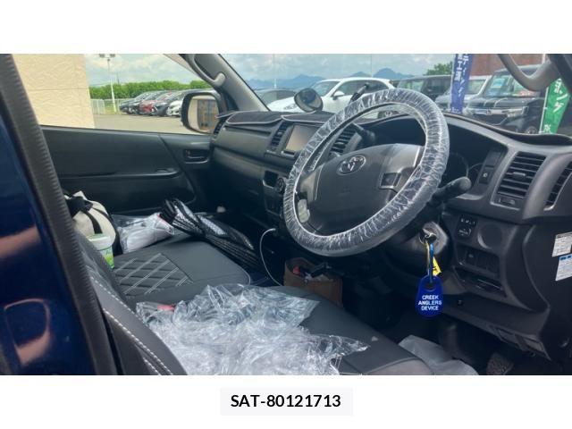 Toyota HIACE VAN 2019-08 7620876-4