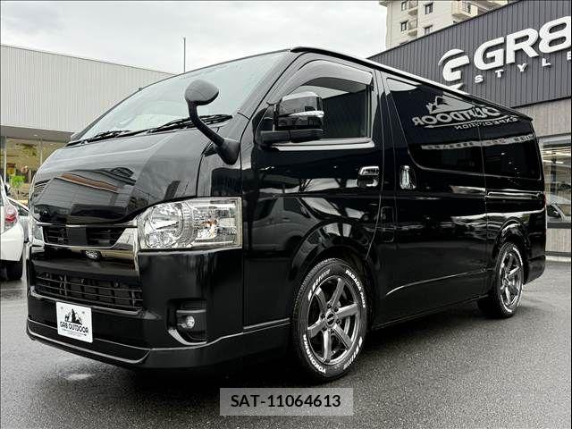 Toyota HIACE VAN 2023-08 7620848-11
