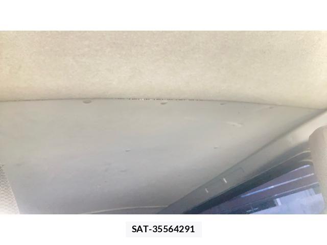 Toyota HIACE VAN 2011-02 7620883-17