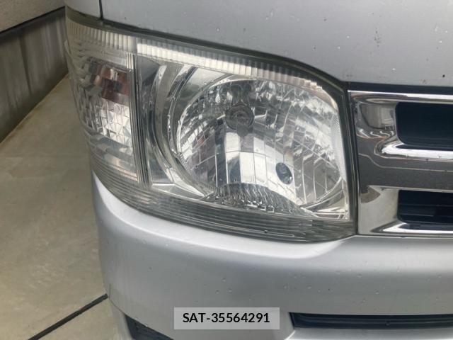 Toyota HIACE VAN 2011-02 7620883-3